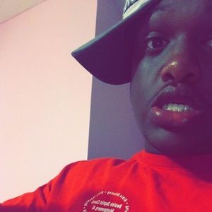 Meet your Posher, Dewayne